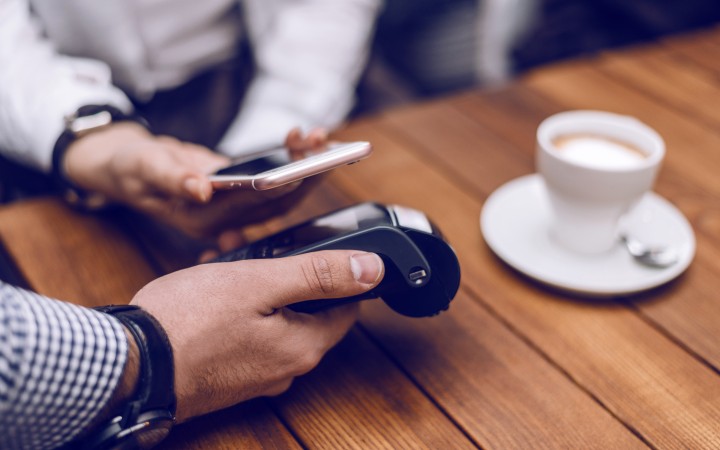 Representation of the acceptance partnership at AirPlus, providing companies with access to a broad payment system.